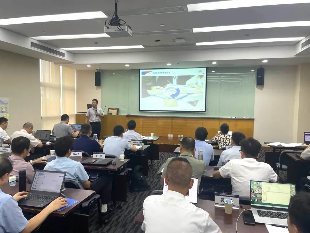 公司2026年第一期船员内训师培训班在沪圆满结业